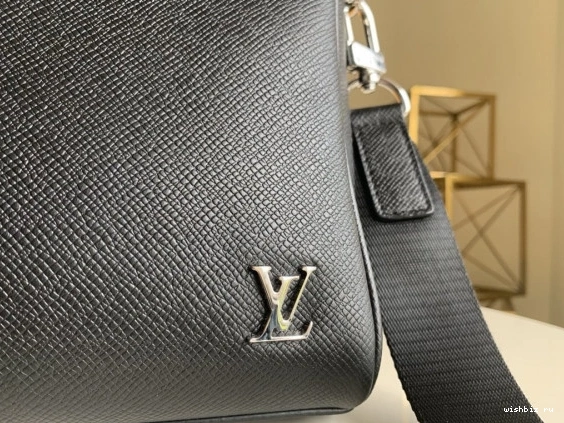 WIS ALEX LOUIS BRIEFCASE VUITTON 1023